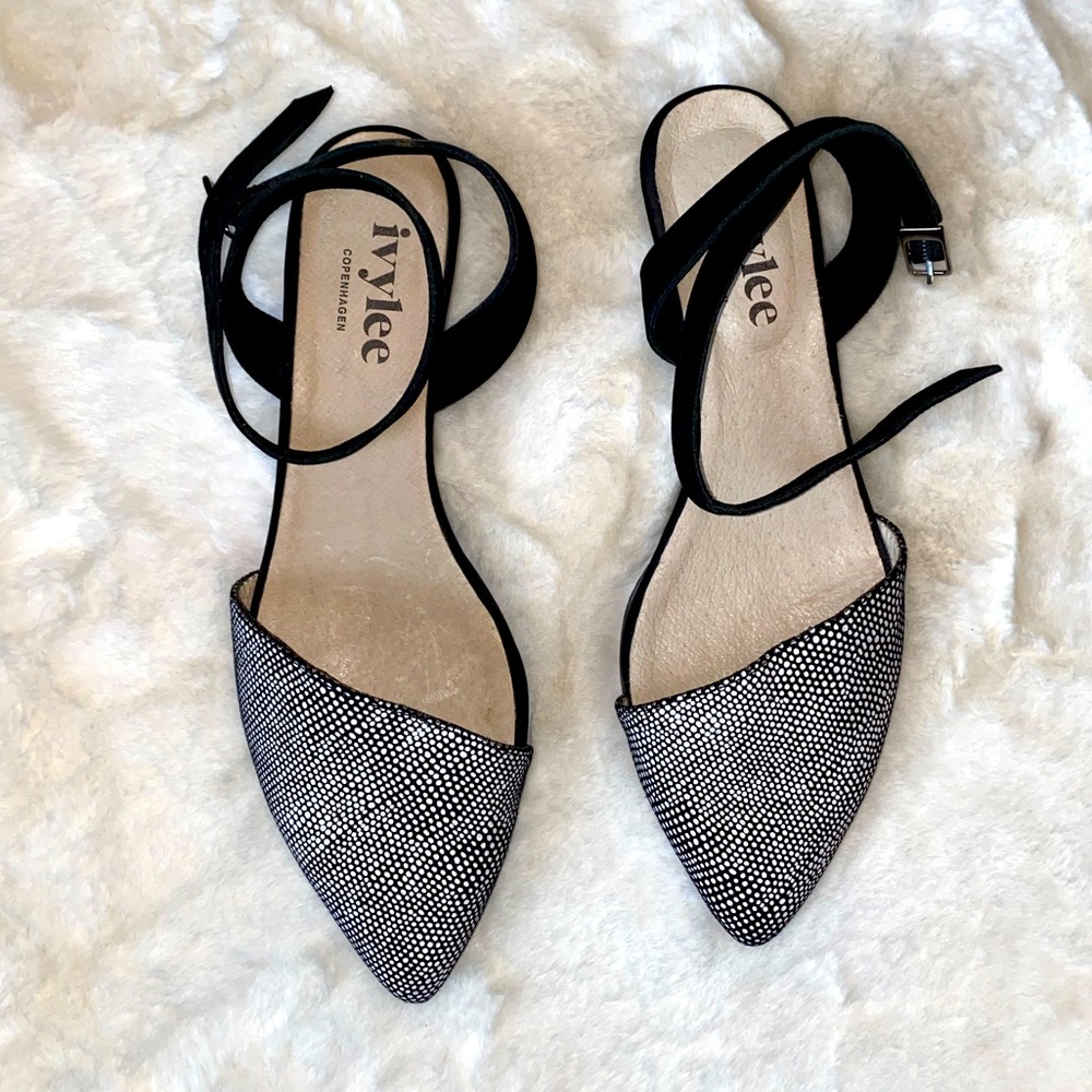 New Designer Ivylee Copenhagen “Pilar” D’Orsay Mini Wedge Shoes 😍 Never Worn